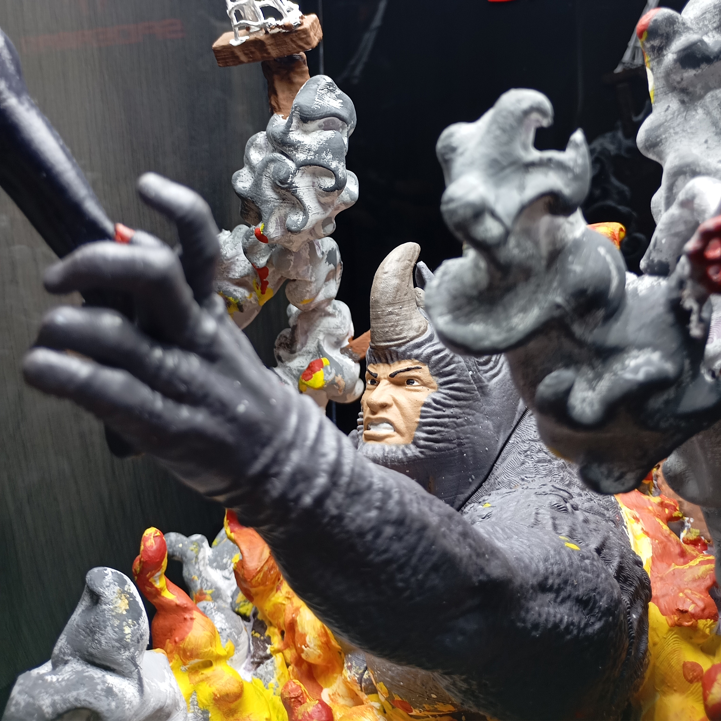 فیگور مدل اسپایدر من مایلز مورالز و راینو ارتفاع 53 سانتی متر